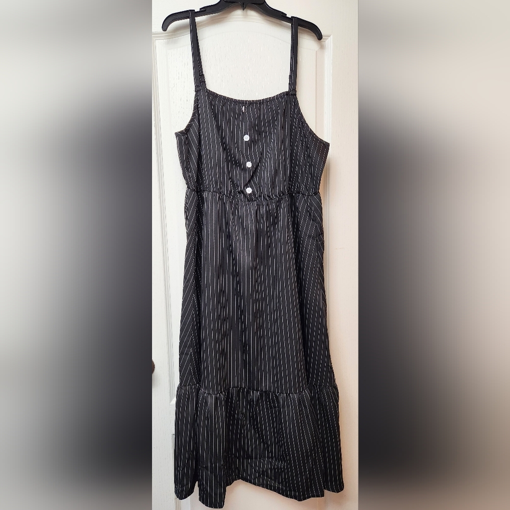 NEW Black & White Striped Strap Dress Size 18-20 Plus 2X